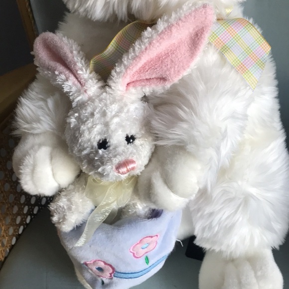 E & J Classics large white Easter bunny with baby in egg stuffed animal plushie - Picture 3 of 12